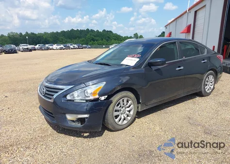 2013 Nissan Altima 2.5 S z USA, uszkodzony, nr VIN 1N4AL3AP2DC123186